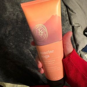 Bath & Body Works - Body Cream - Aromatherapy